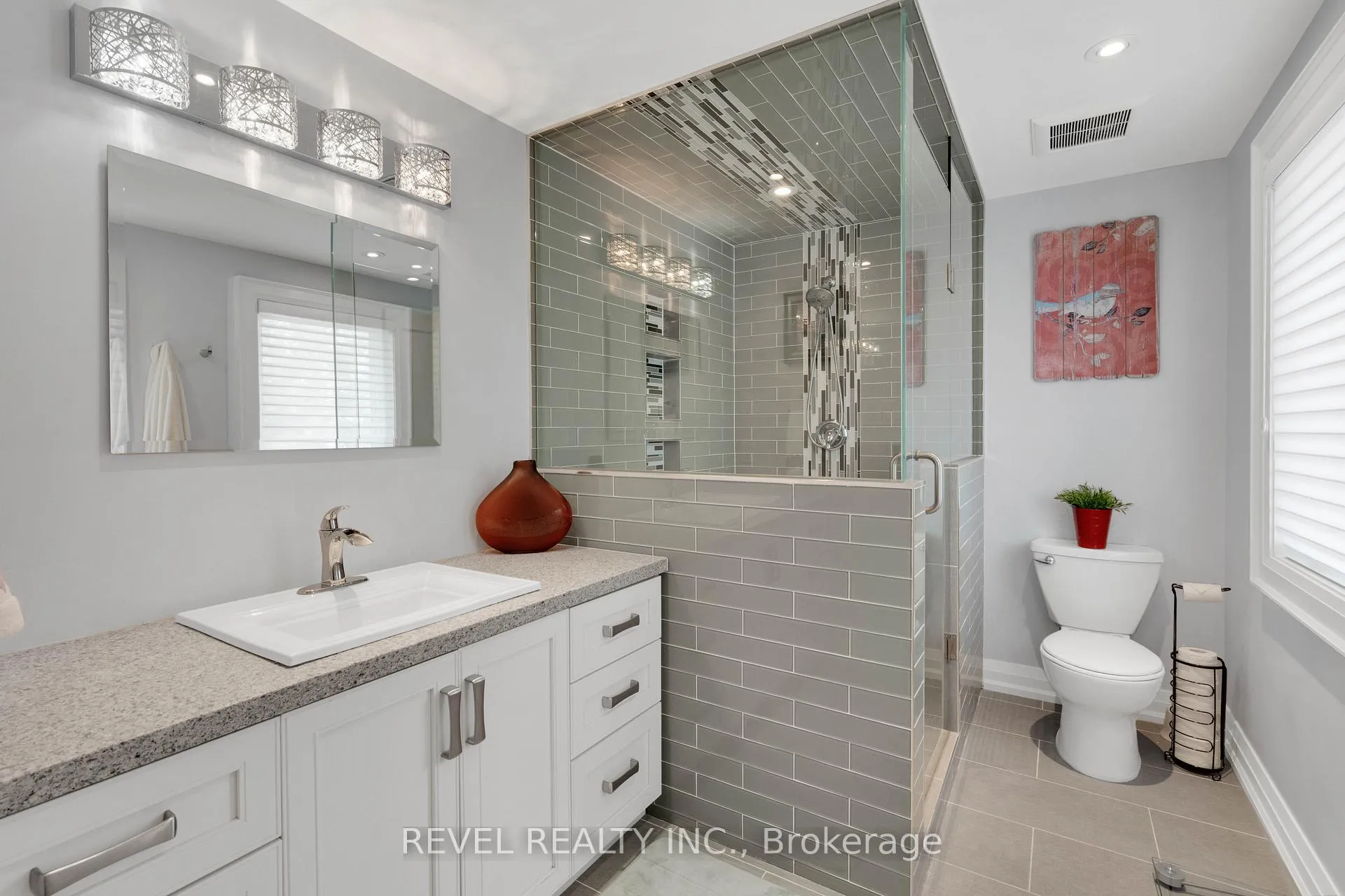 Photo 19 of 79 Arran Crescent, Vaughan, West Woodbridge — HOMEH