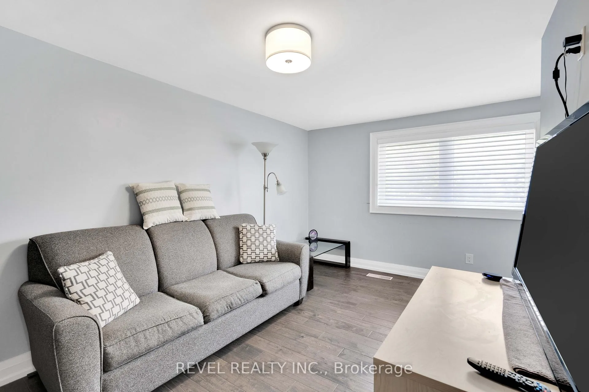 Photo 22 of 79 Arran Crescent, Vaughan, West Woodbridge — HOMEH