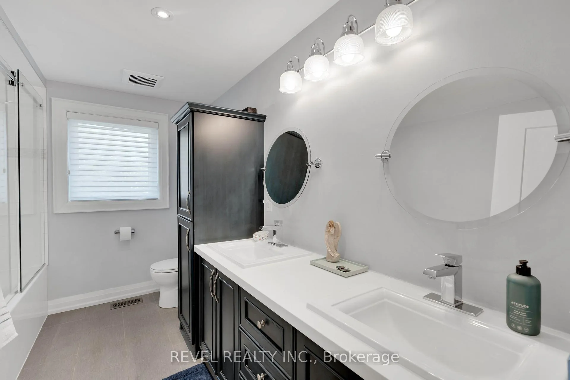 Photo 24 of 79 Arran Crescent, Vaughan, West Woodbridge — HOMEH