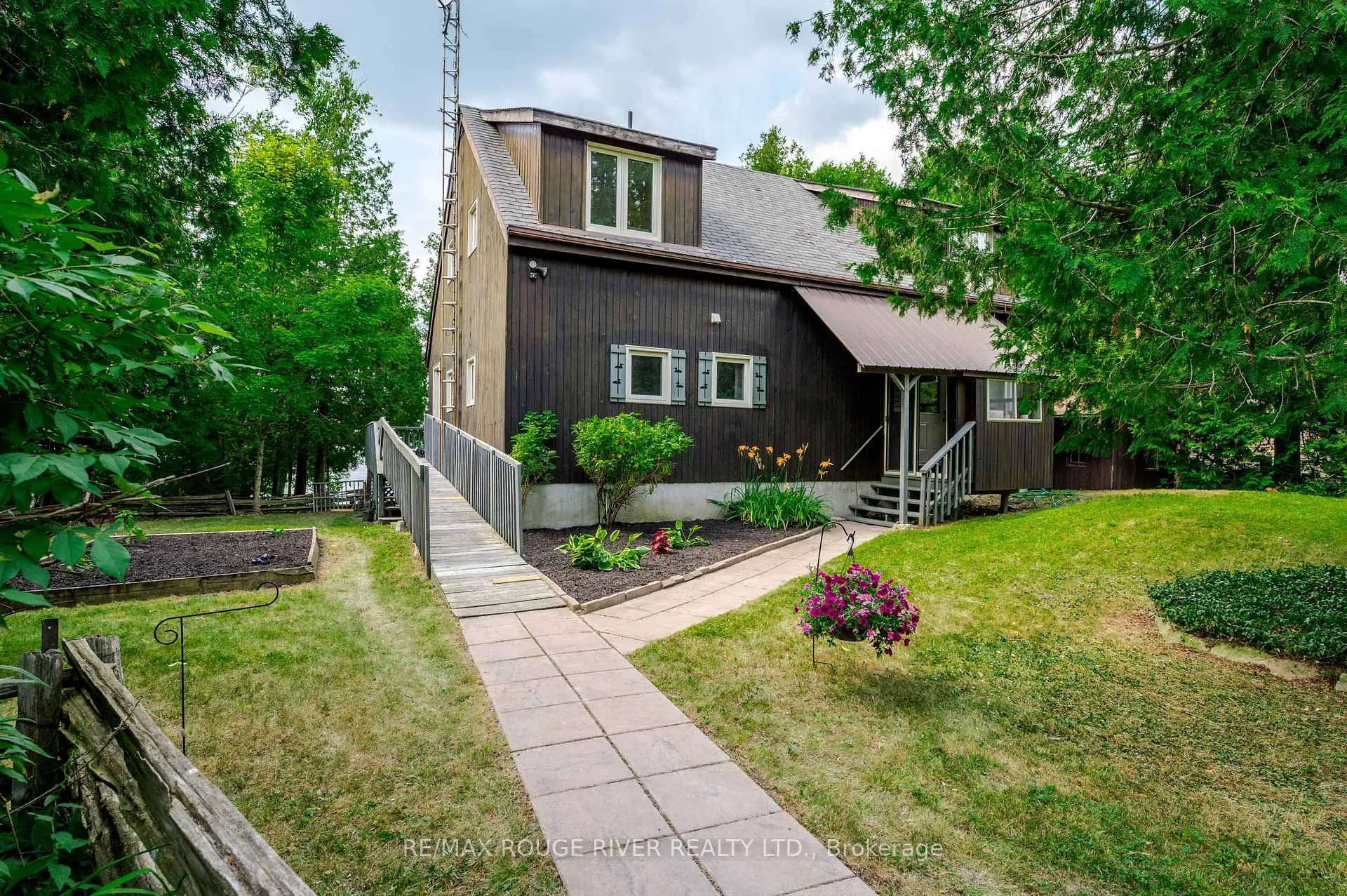 Photo 13 of 1280 Birchview Road, Douro-Dummer — HOMEH