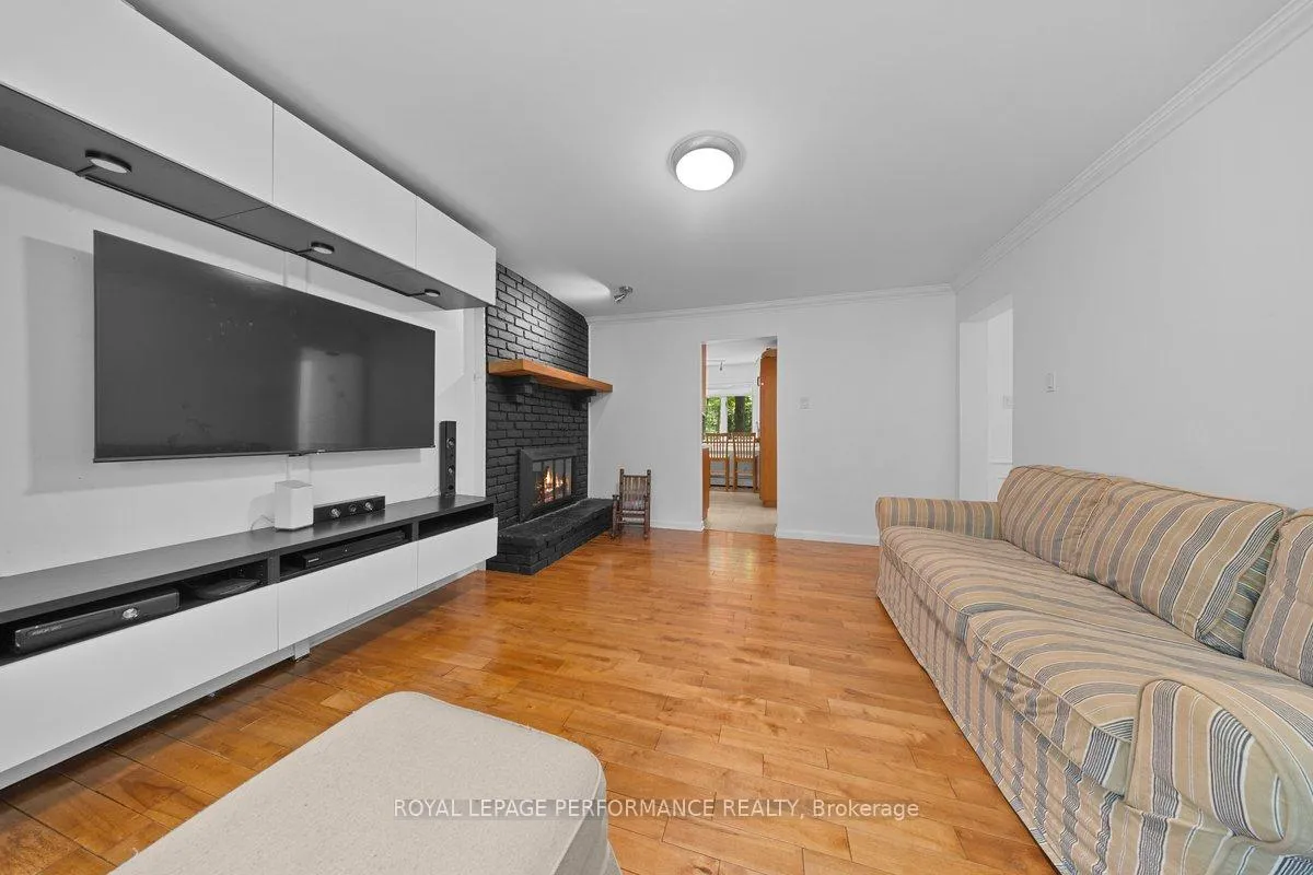 Photo 6 of 1250 Royal Maple Drive, Ottawa, Cumberland Ridge — HOMEH