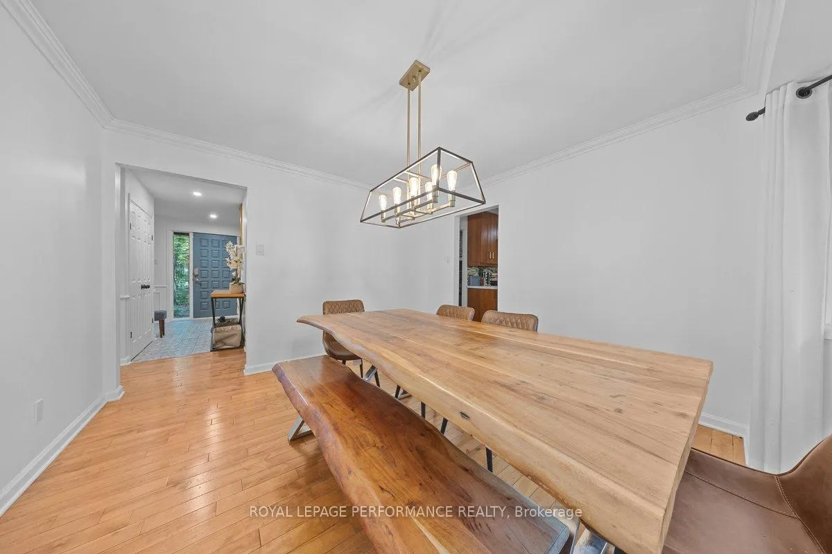 Photo 9 of 1250 Royal Maple Drive, Ottawa, Cumberland Ridge — HOMEH