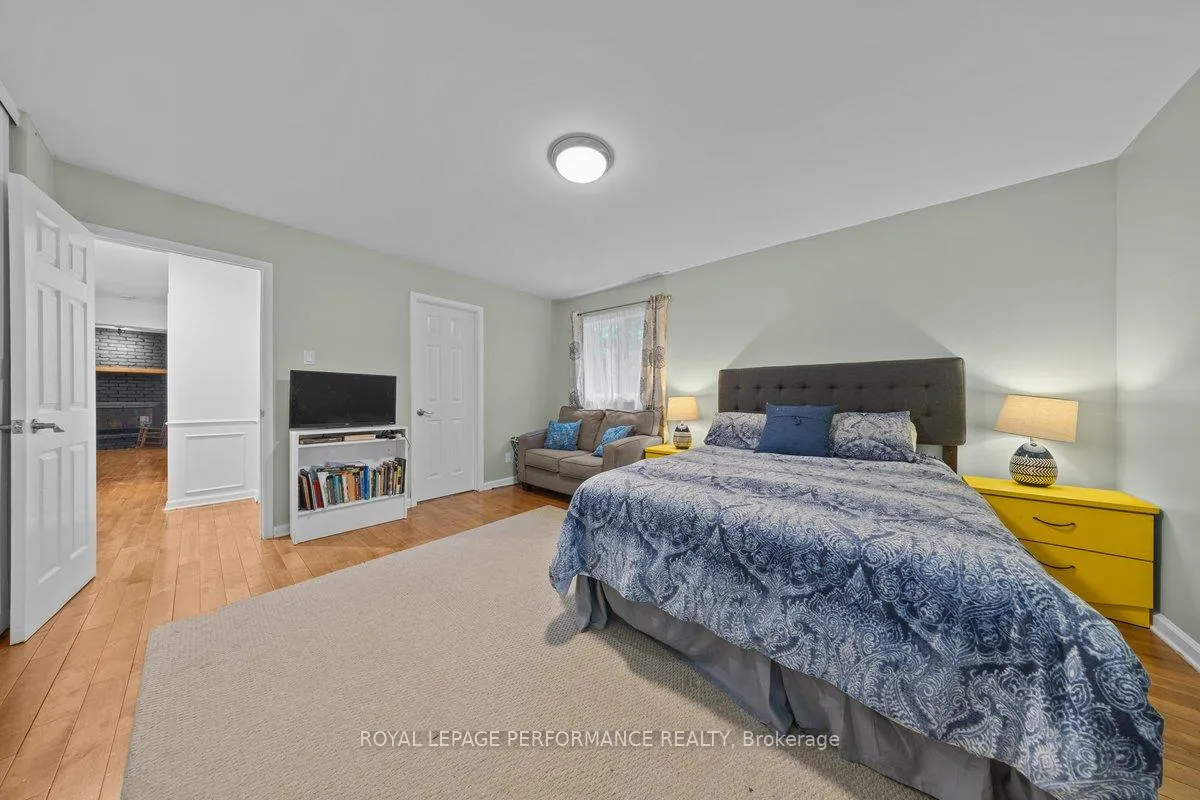 Photo 14 of 1250 Royal Maple Drive, Ottawa, Cumberland Ridge — HOMEH