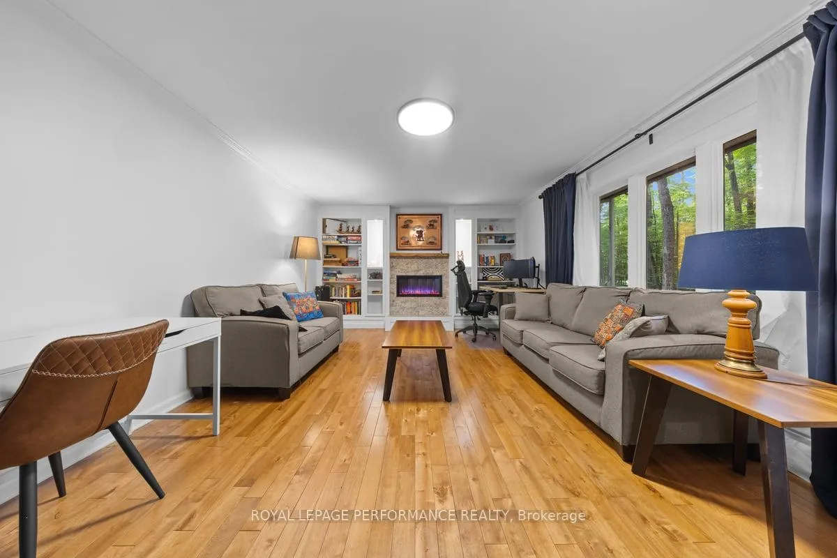 Photo 17 of 1250 Royal Maple Drive, Ottawa, Cumberland Ridge — HOMEH