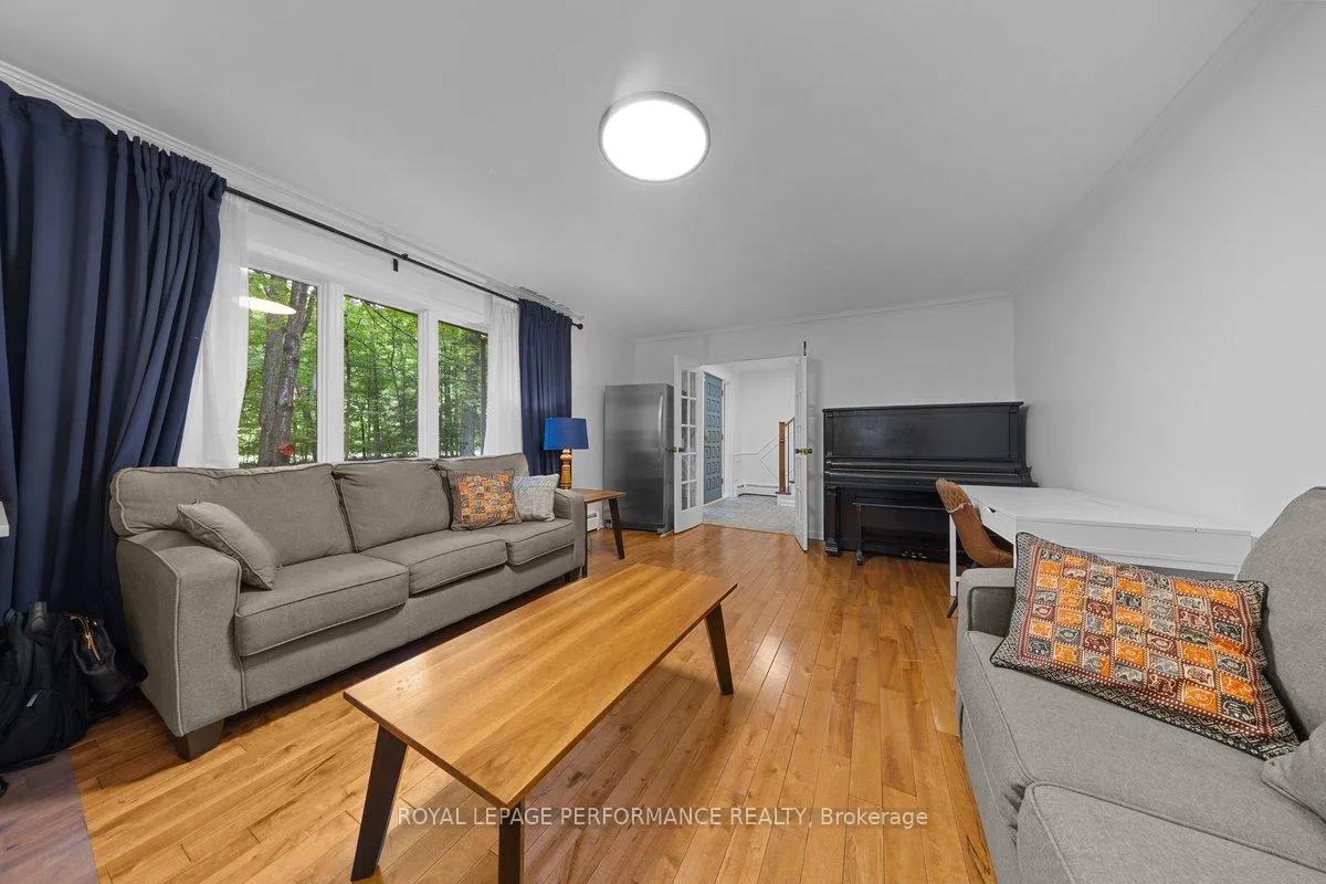 Photo 18 of 1250 Royal Maple Drive, Ottawa, Cumberland Ridge — HOMEH