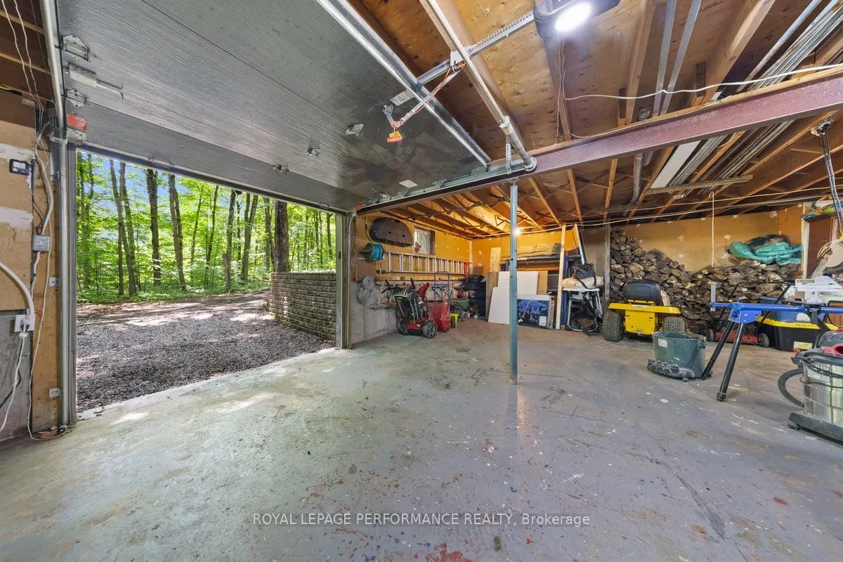 Photo 34 of 1250 Royal Maple Drive, Ottawa, Cumberland Ridge — HOMEH