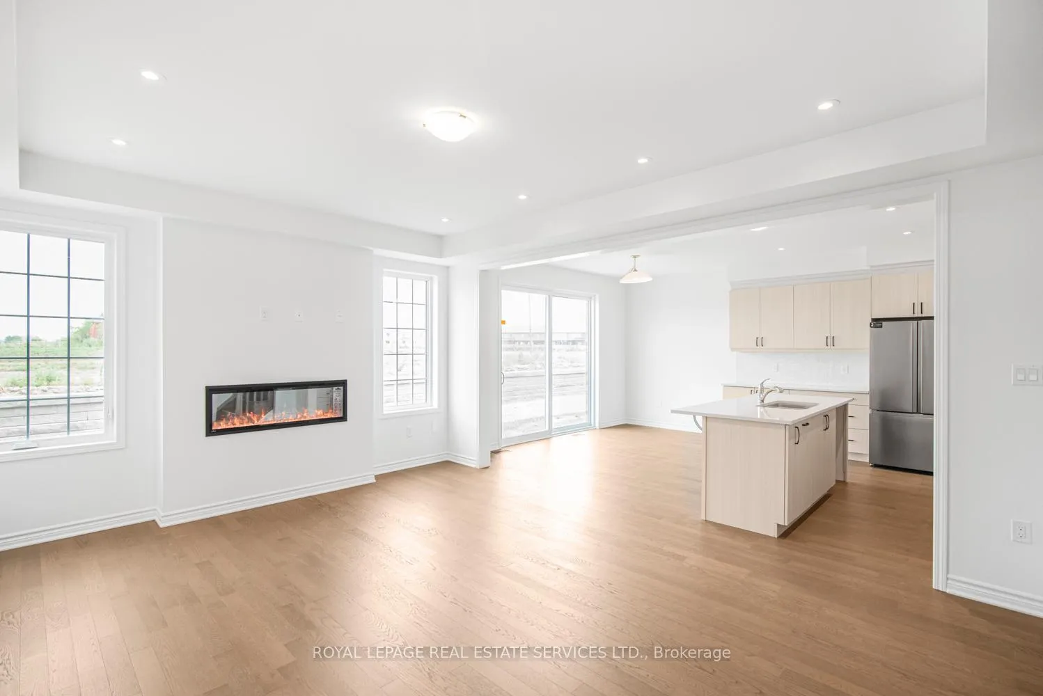 Photo 11 of 266 Millstone Street W, Kitchener, Trussler — HOMEH