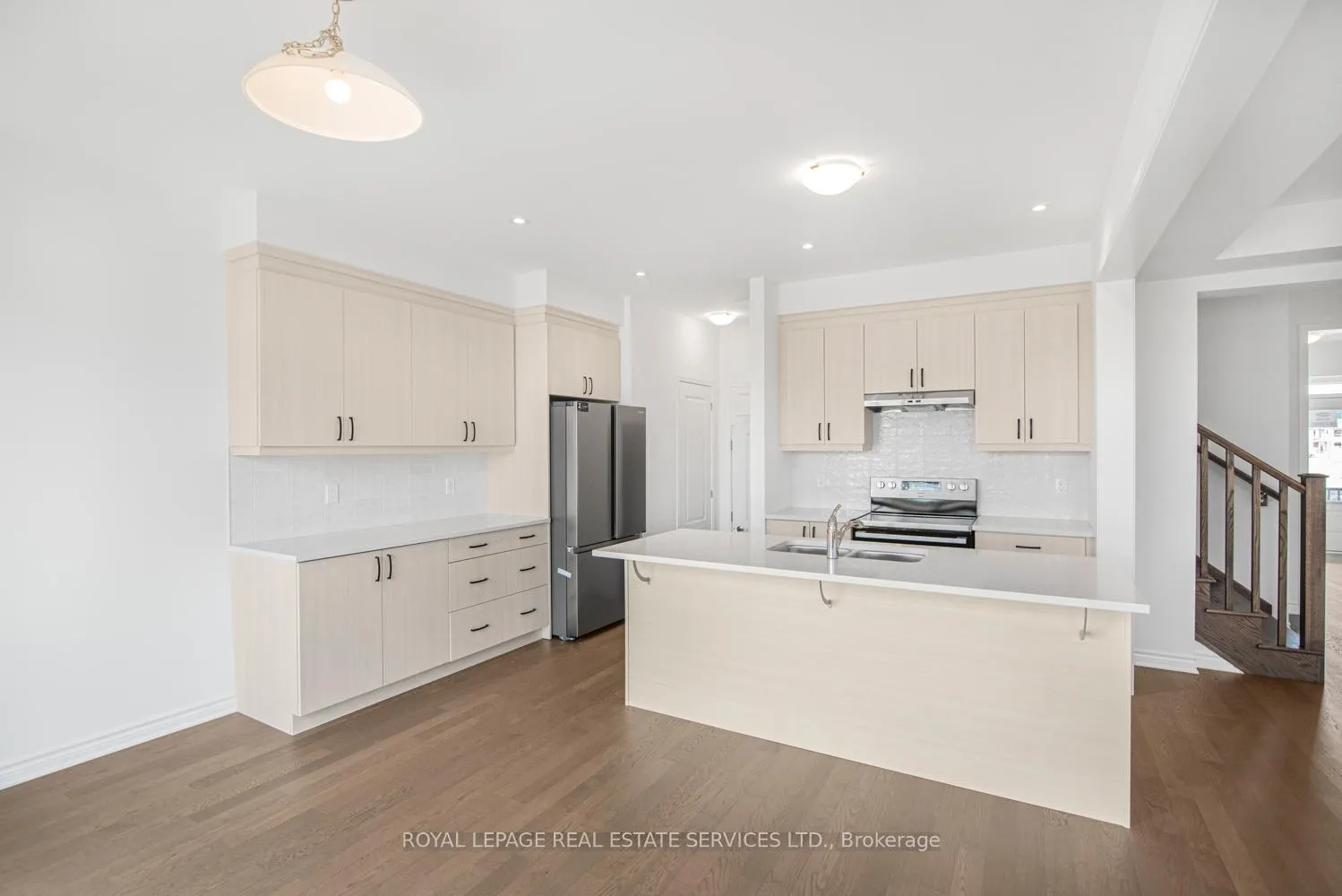 Photo 14 of 266 Millstone Street W, Kitchener, Trussler — HOMEH