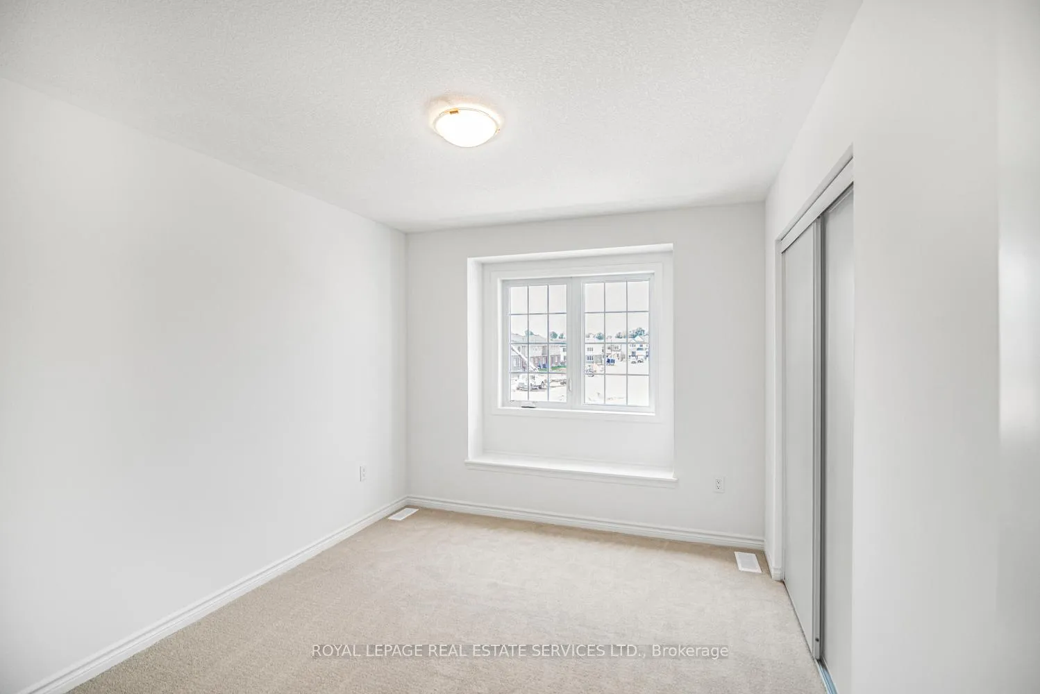 Photo 20 of 266 Millstone Street W, Kitchener, Trussler — HOMEH