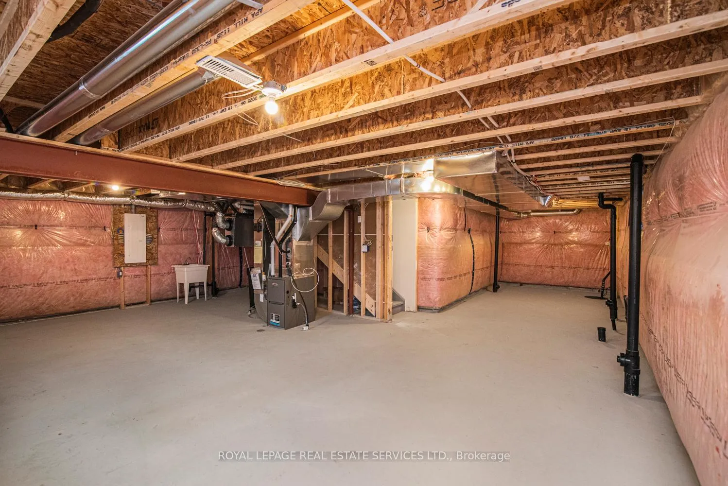Photo 32 of 266 Millstone Street W, Kitchener, Trussler — HOMEH