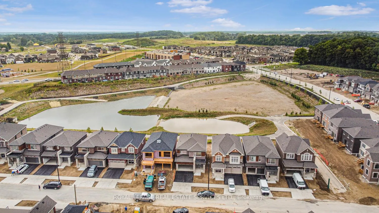 Photo 42 of 266 Millstone Street W, Kitchener, Trussler — HOMEH