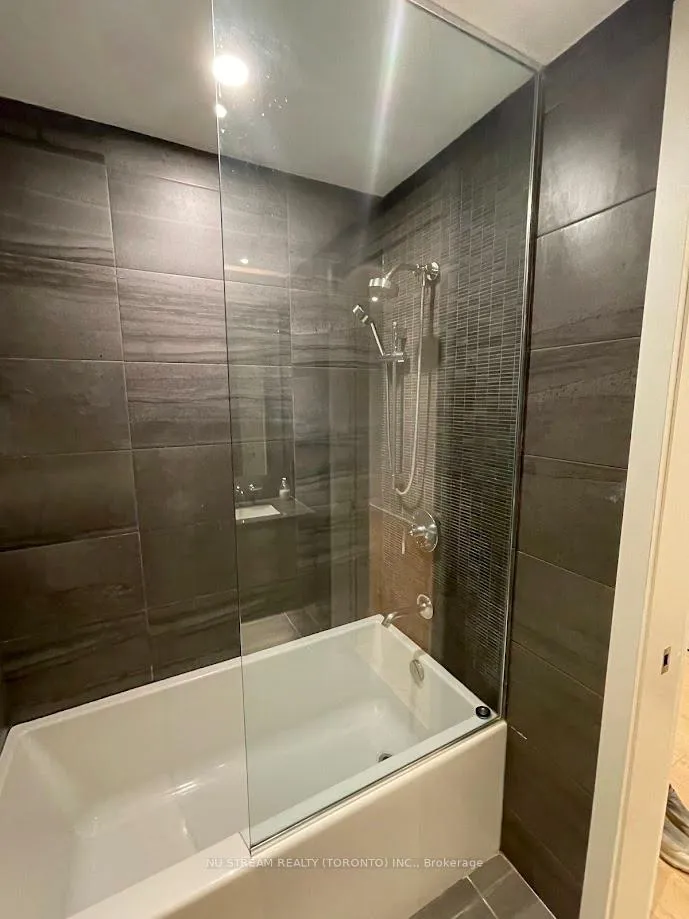 Photo 10 of Unit 607, 81 Wellesley Street E, Toronto, Church-Yonge Corridor — HOMEH