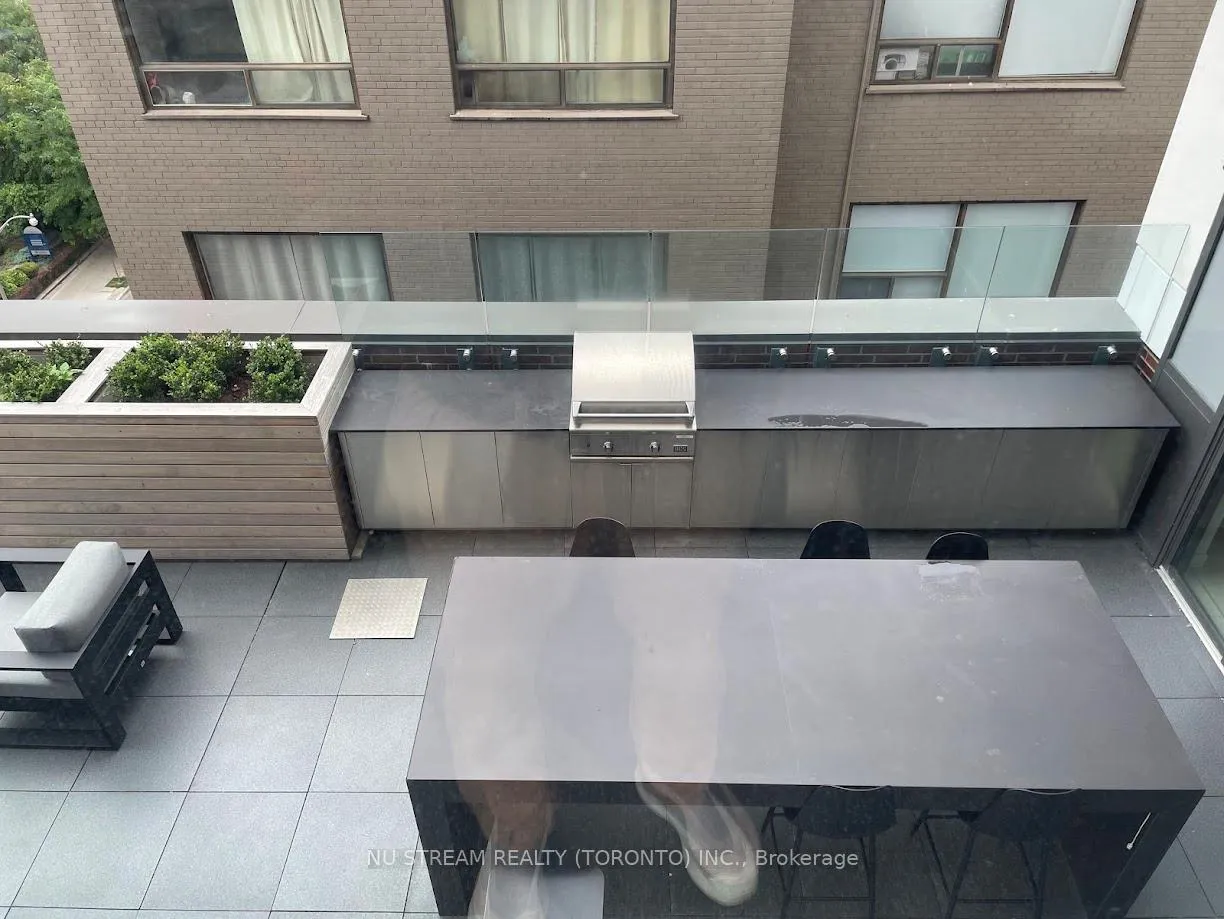 Photo 16 of Unit 607, 81 Wellesley Street E, Toronto, Church-Yonge Corridor — HOMEH