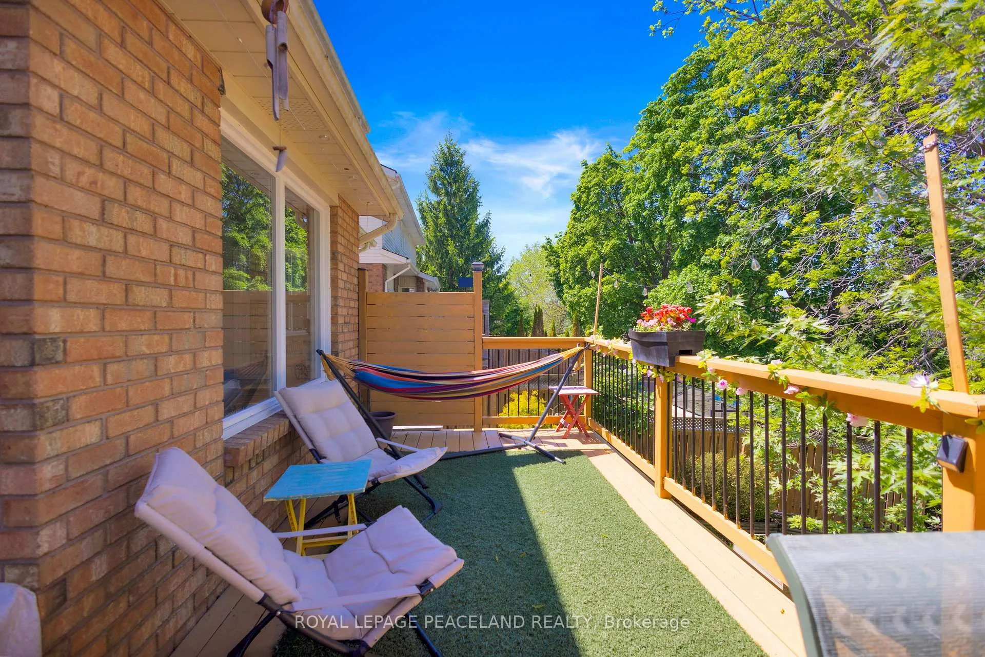 Photo 17 of 64 Woodview Crescent, Kitchener, Centreville Chicopee — HOMEH