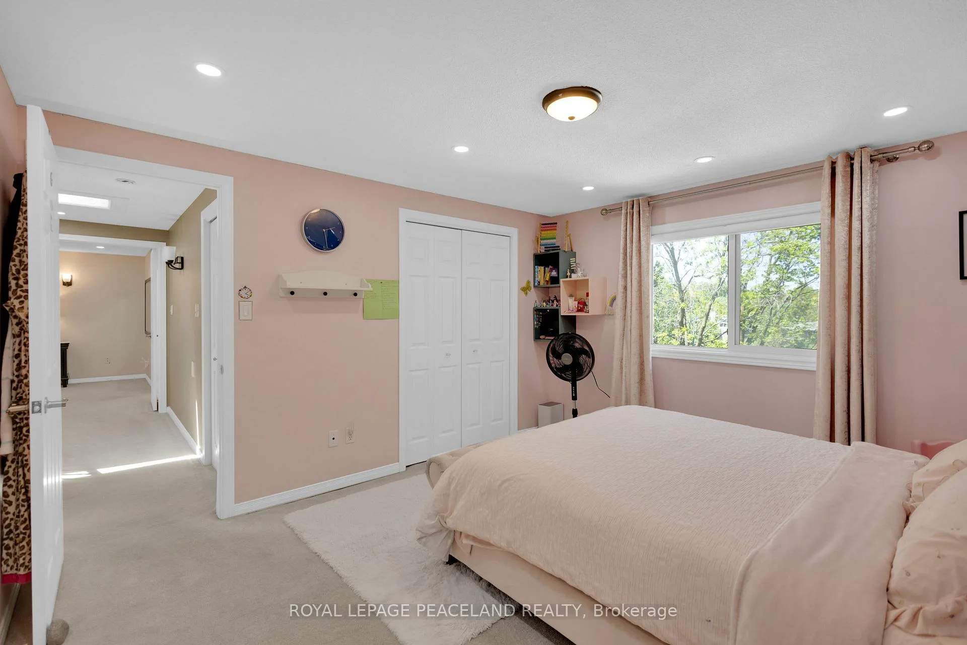 Photo 23 of 64 Woodview Crescent, Kitchener, Centreville Chicopee — HOMEH
