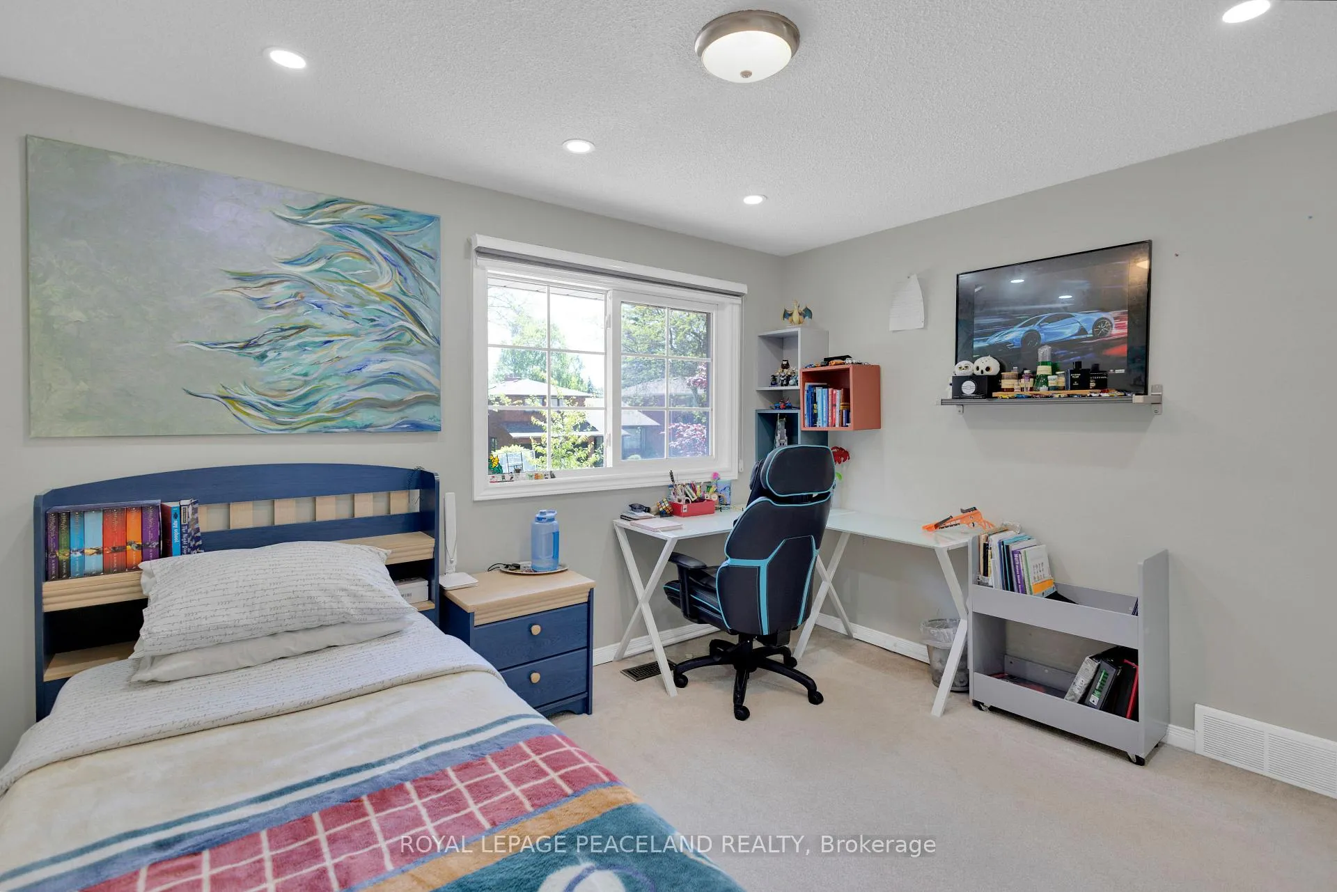 Photo 25 of 64 Woodview Crescent, Kitchener, Centreville Chicopee — HOMEH