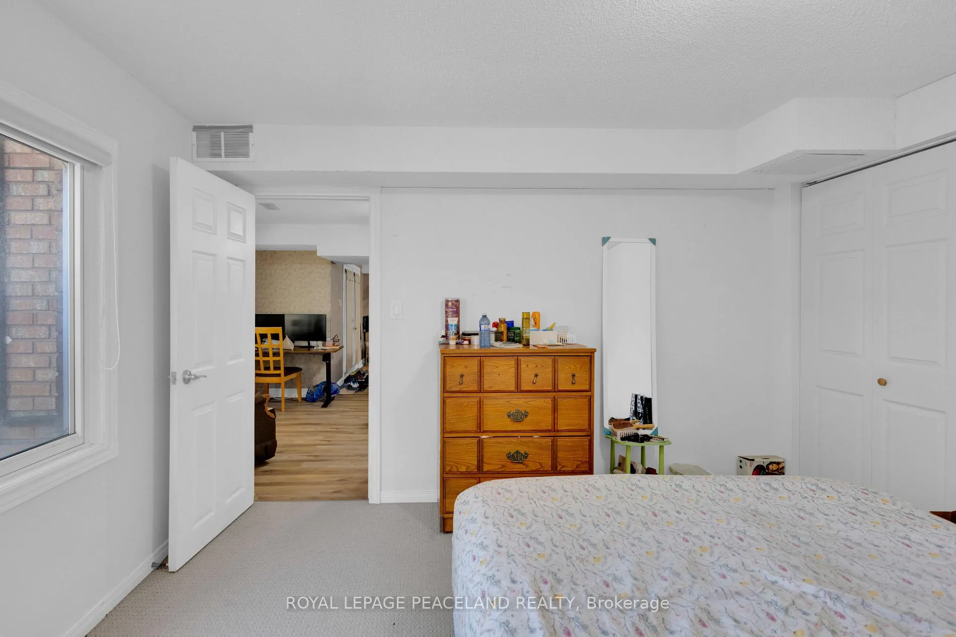 Photo 42 of 64 Woodview Crescent, Kitchener, Centreville Chicopee — HOMEH