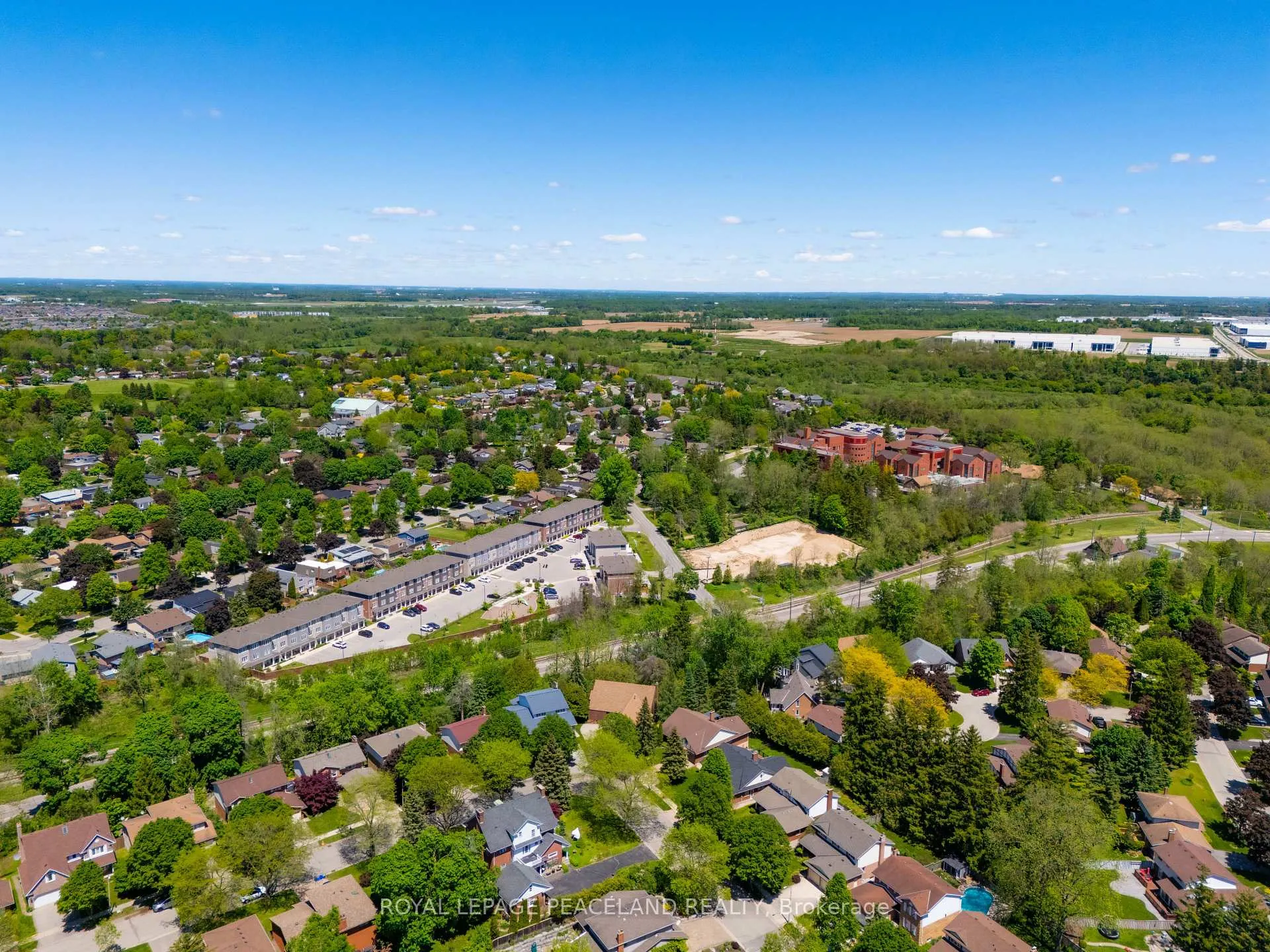 Photo 50 of 64 Woodview Crescent, Kitchener, Centreville Chicopee — HOMEH