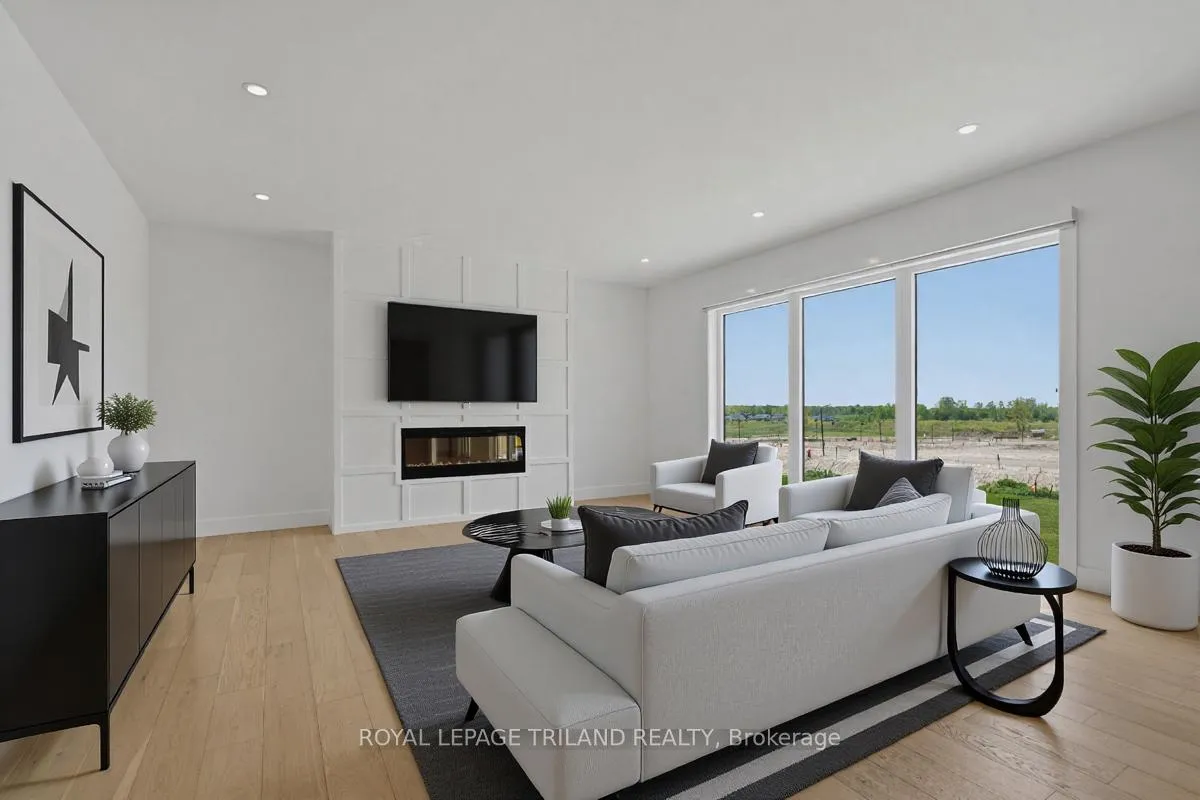 Photo 5 of 77 Crestview Drive, Middlesex Centre, Kilworth — HOMEH