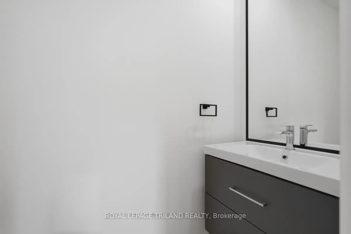 Photo 16 of 77 Crestview Drive, Middlesex Centre, Kilworth — HOMEH