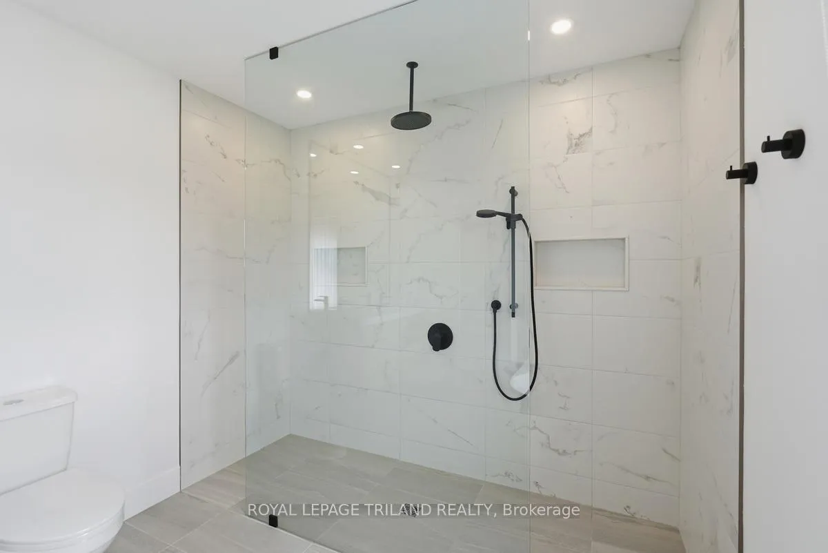 Photo 23 of 77 Crestview Drive, Middlesex Centre, Kilworth — HOMEH