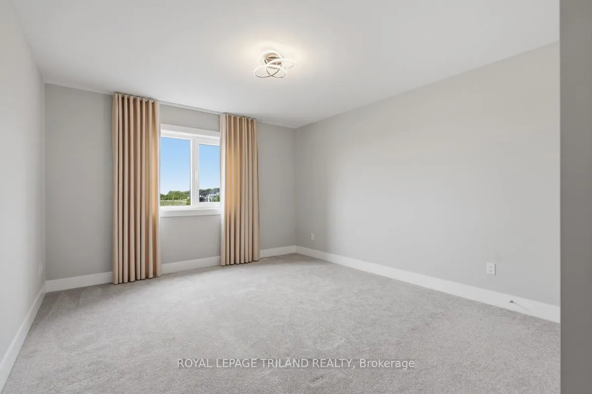 Photo 25 of 77 Crestview Drive, Middlesex Centre, Kilworth — HOMEH