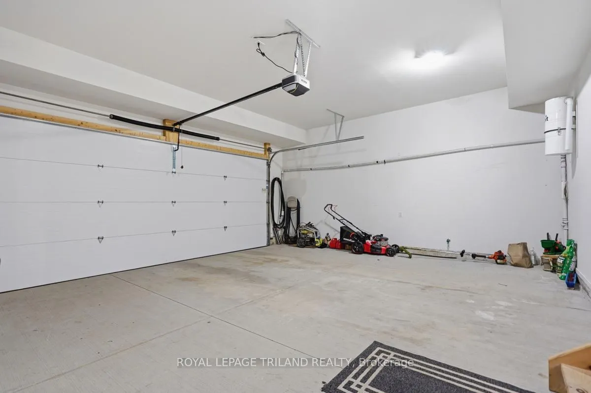Photo 34 of 77 Crestview Drive, Middlesex Centre, Kilworth — HOMEH