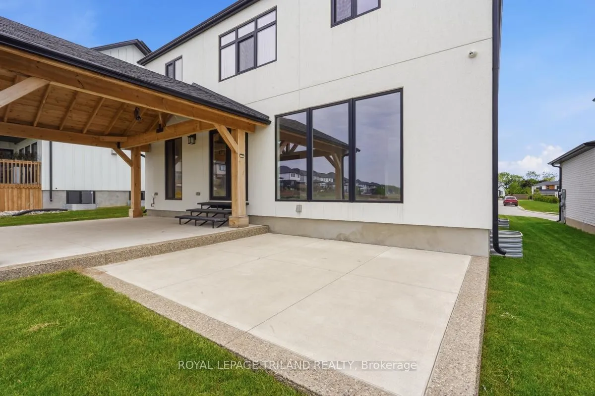 Photo 38 of 77 Crestview Drive, Middlesex Centre, Kilworth — HOMEH