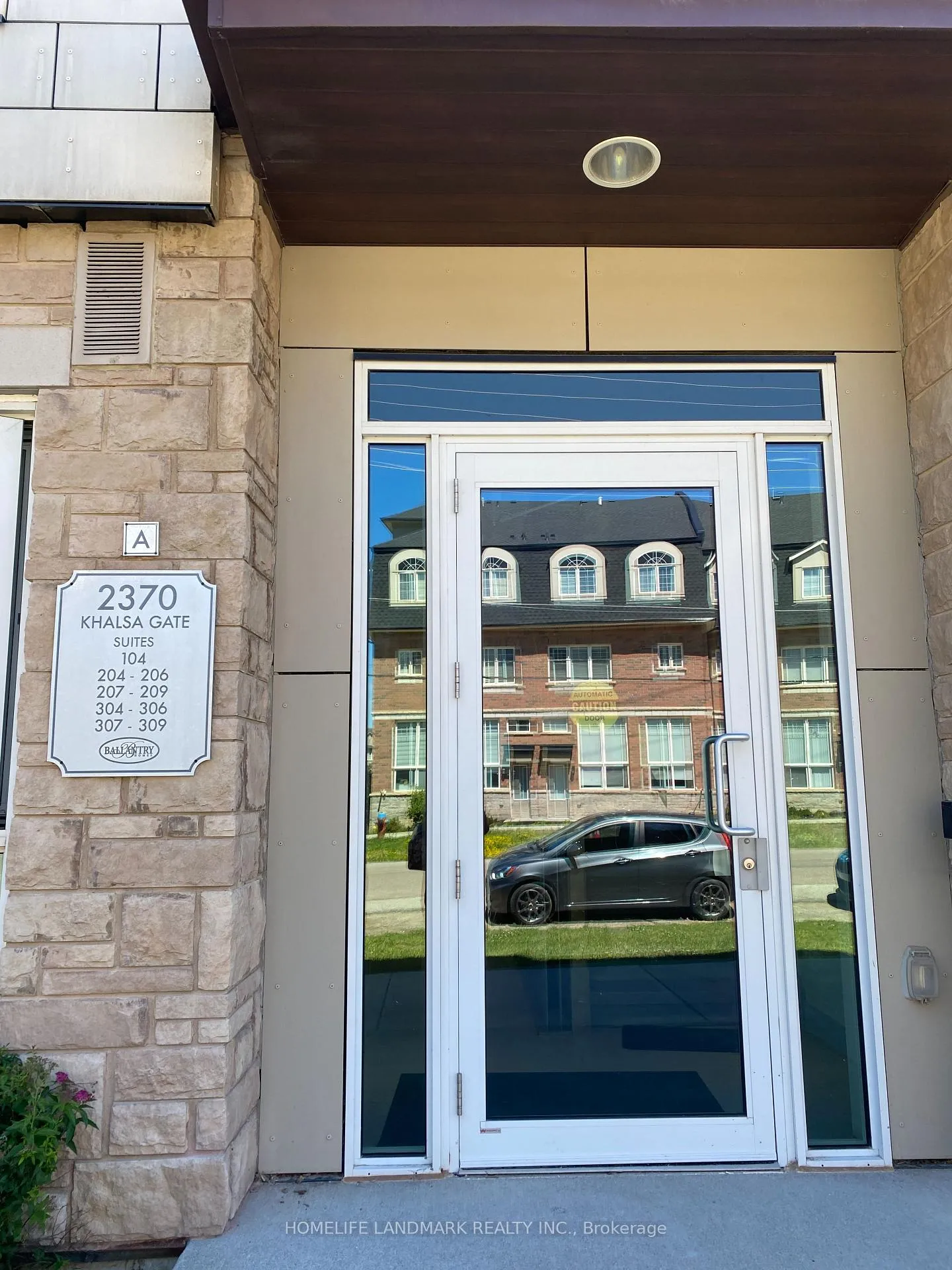 Photo 1 of Unit 204, 2370 Khalsa Gate, Oakville, Westmount — HOMEH