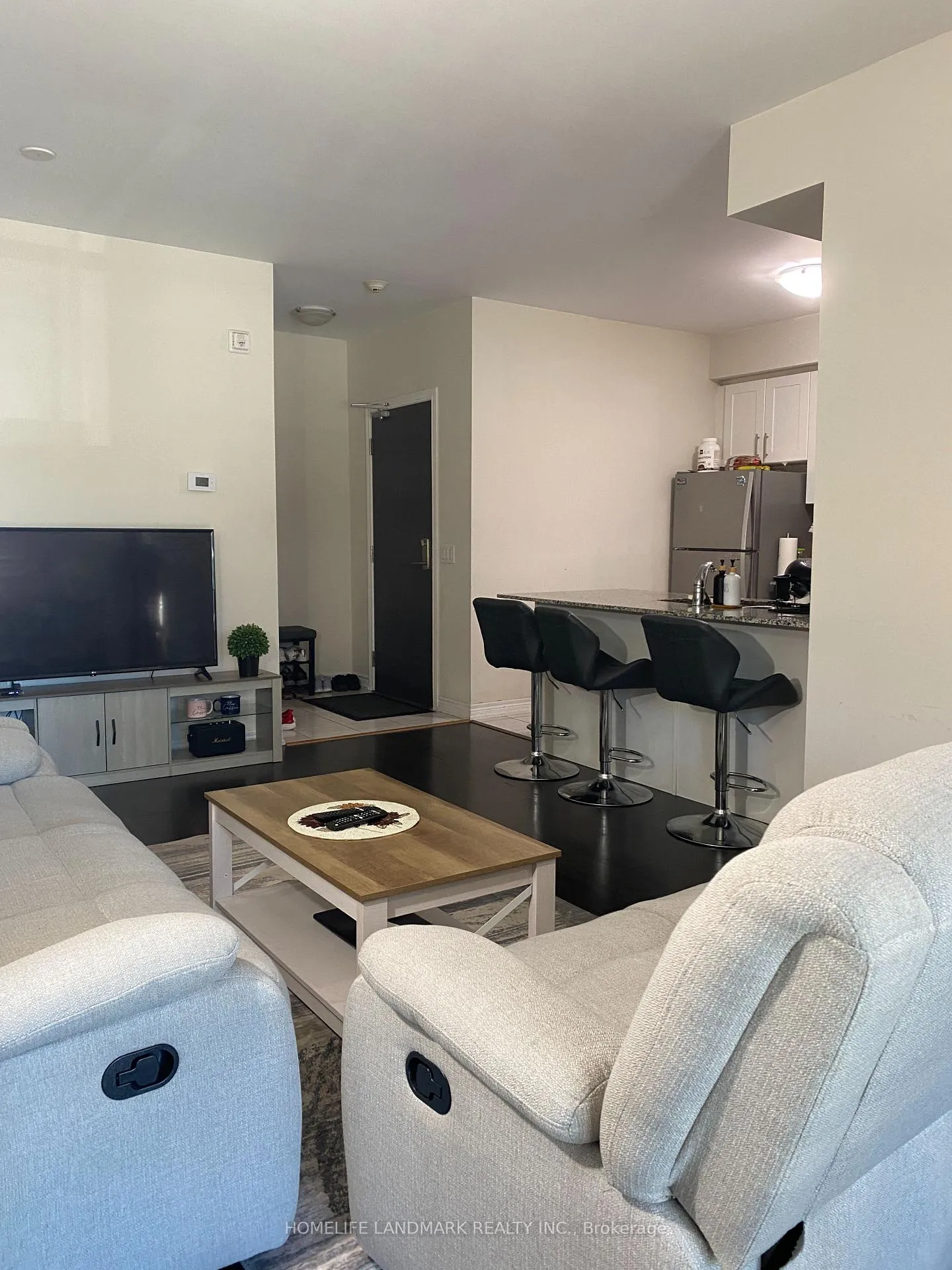 Photo 6 of Unit 204, 2370 Khalsa Gate, Oakville, Westmount — HOMEH