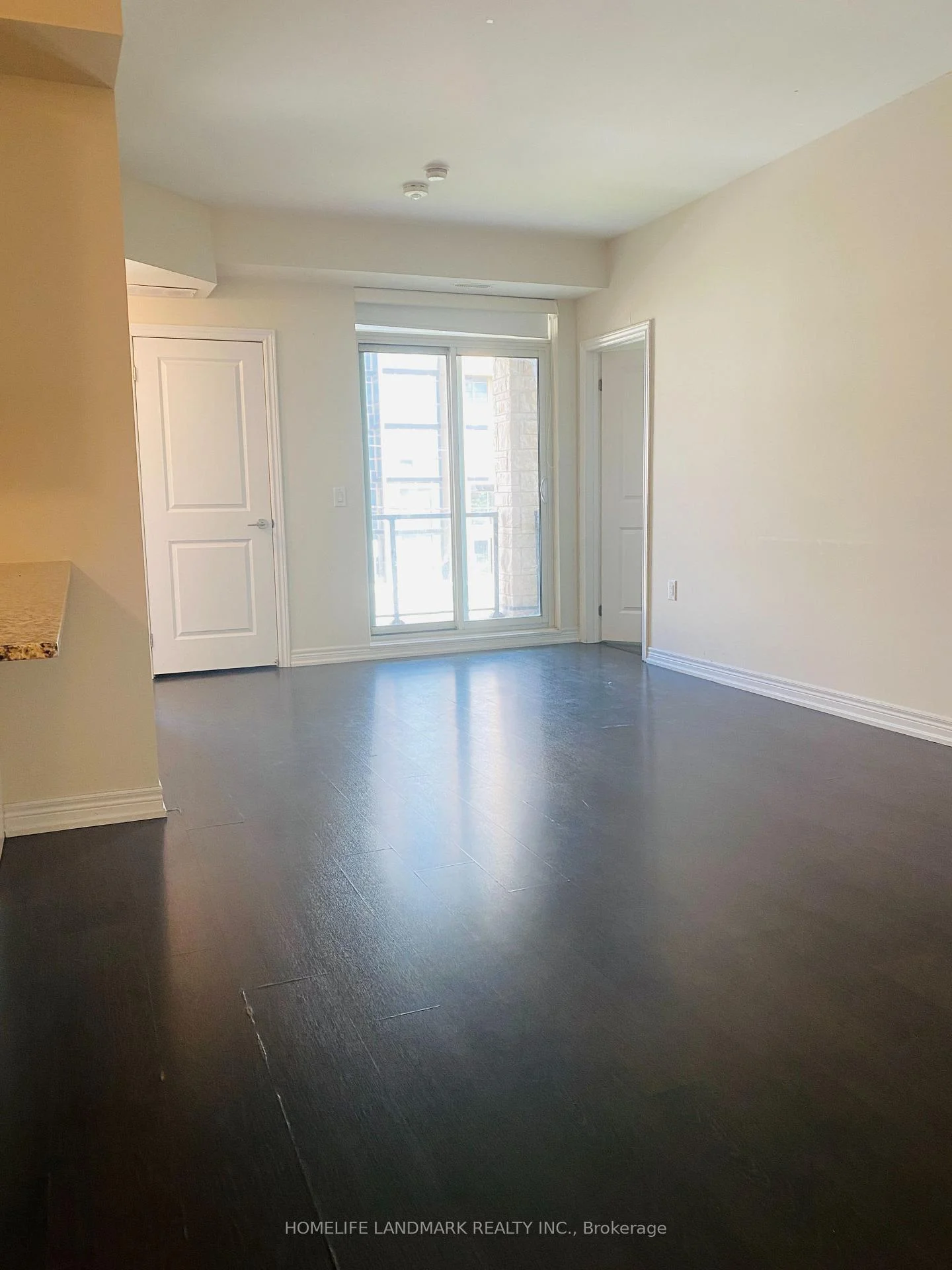 Photo 5 of Unit 204, 2370 Khalsa Gate, Oakville, Westmount — HOMEH