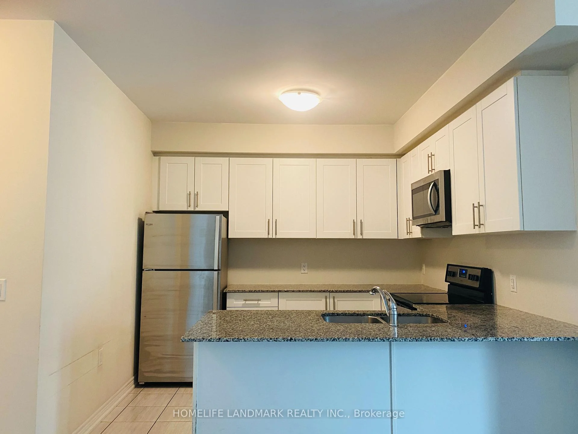 Photo 7 of Unit 204, 2370 Khalsa Gate, Oakville, Westmount — HOMEH