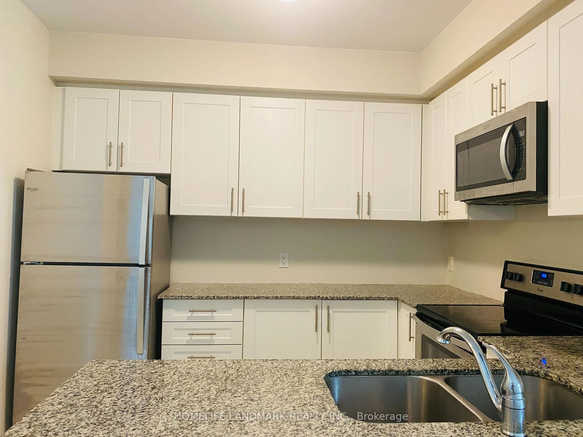 Photo 9 of Unit 204, 2370 Khalsa Gate, Oakville, Westmount — HOMEH