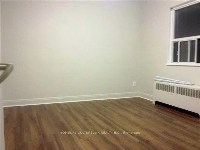 Photo 5 of 2904 St Clair Avenue E, Toronto, O'Connor-Parkview — HOMEH