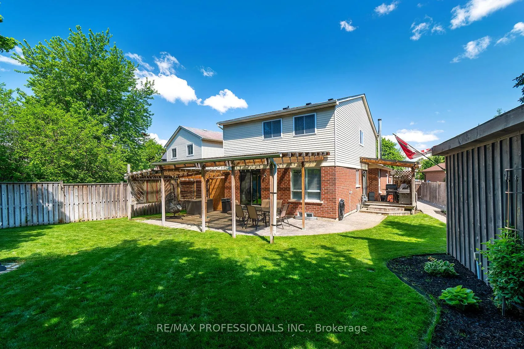 Photo 35 of 642 Roseheath Drive, Milton, Bronte Meadows — HOMEH