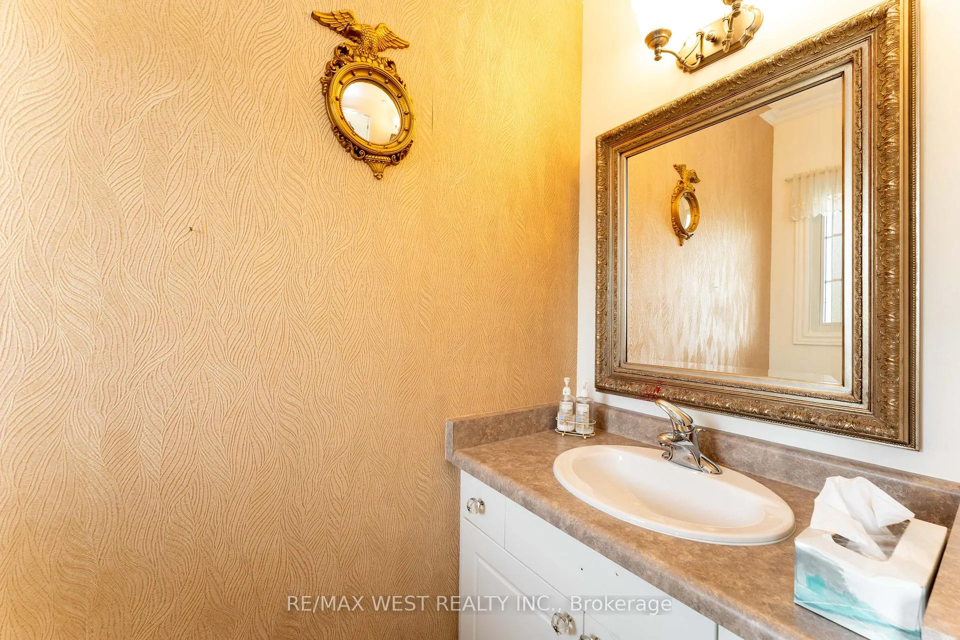 Photo 6 of Unit 3, 114 Brown Street, Norfolk, Port Dover — HOMEH