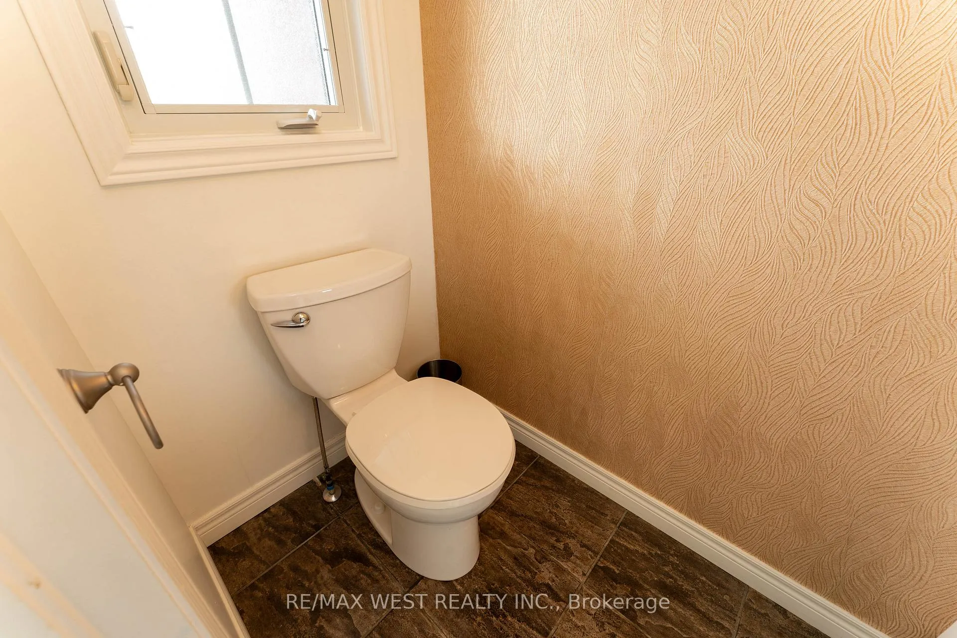 Photo 7 of Unit 3, 114 Brown Street, Norfolk, Port Dover — HOMEH