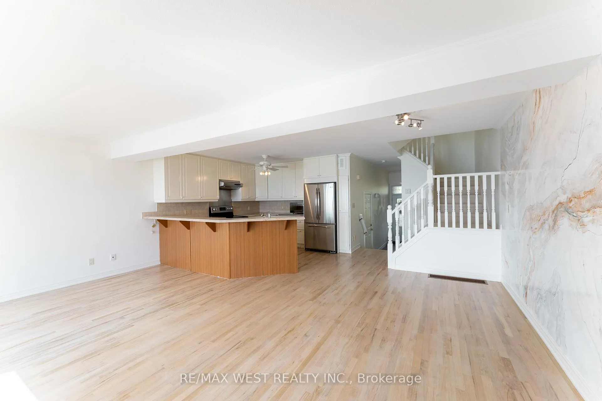 Photo 9 of Unit 3, 114 Brown Street, Norfolk, Port Dover — HOMEH