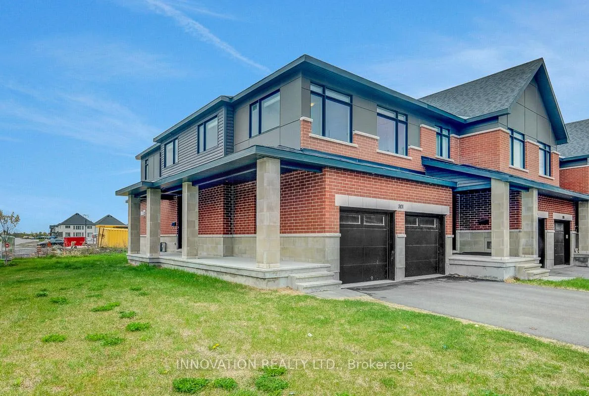 Photo 2 of 301 Makobe Lane, Ottawa, Riverside South/Gloucester Glen — HOMEH