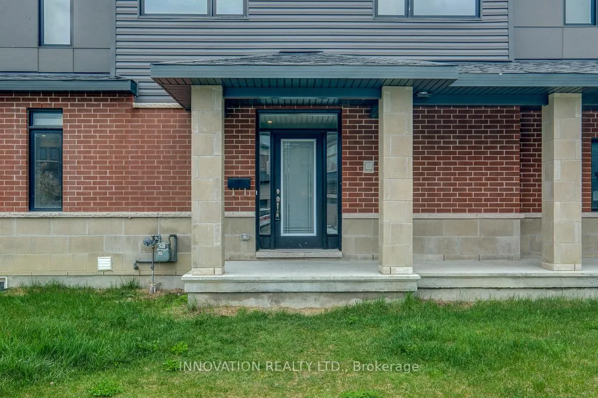 Photo 4 of 301 Makobe Lane, Ottawa, Riverside South/Gloucester Glen — HOMEH