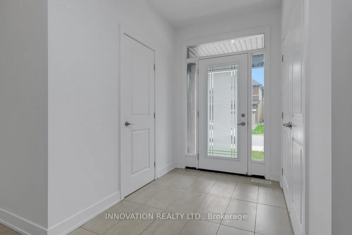 Photo 6 of 301 Makobe Lane, Ottawa, Riverside South/Gloucester Glen — HOMEH