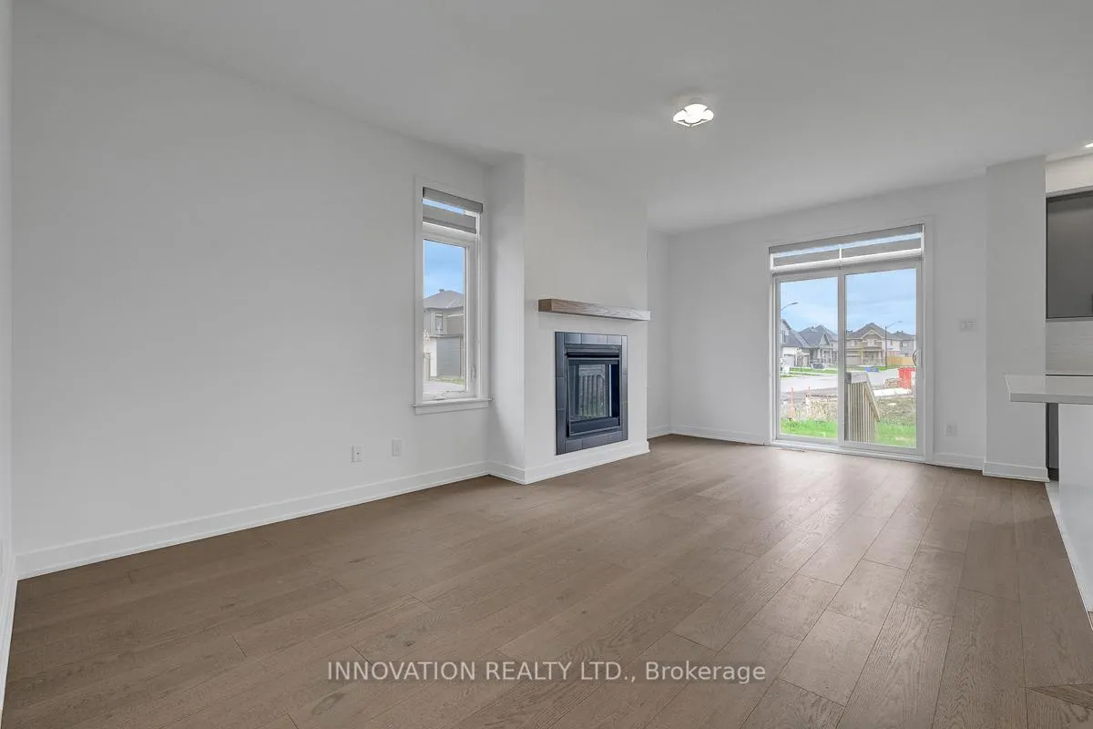 Photo 9 of 301 Makobe Lane, Ottawa, Riverside South/Gloucester Glen — HOMEH