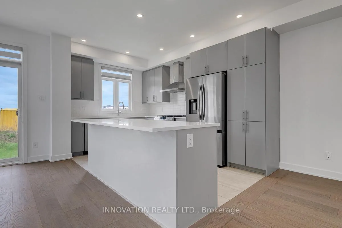 Photo 16 of 301 Makobe Lane, Ottawa, Riverside South/Gloucester Glen — HOMEH
