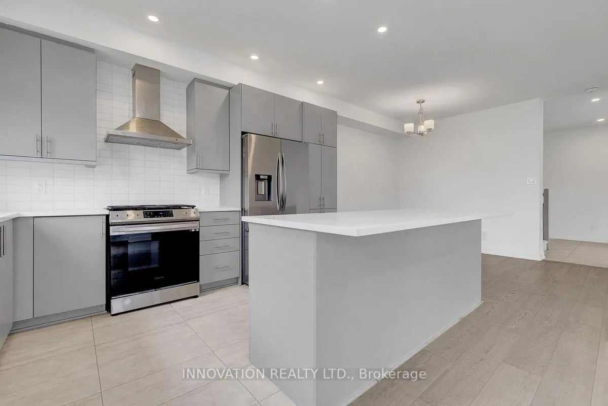 Photo 21 of 301 Makobe Lane, Ottawa, Riverside South/Gloucester Glen — HOMEH