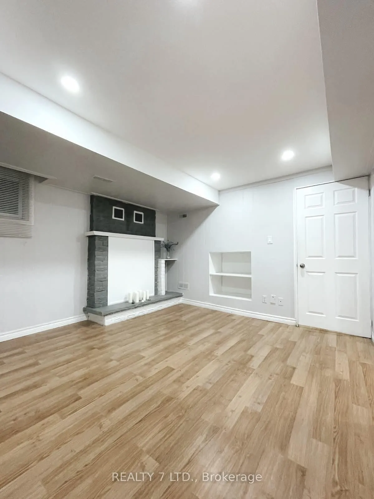 Photo 1 of Unit 3 Bsmt, 551 Hayward Crescent, Milton, Timberlea — HOMEH