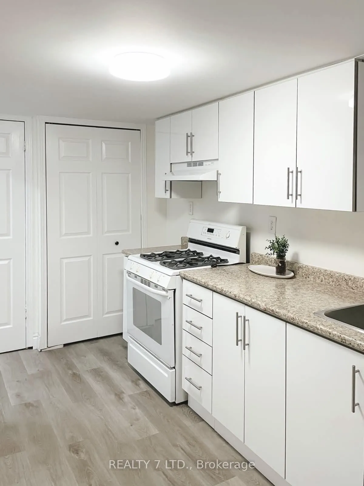 Photo 3 of Unit 3 Bsmt, 551 Hayward Crescent, Milton, Timberlea — HOMEH