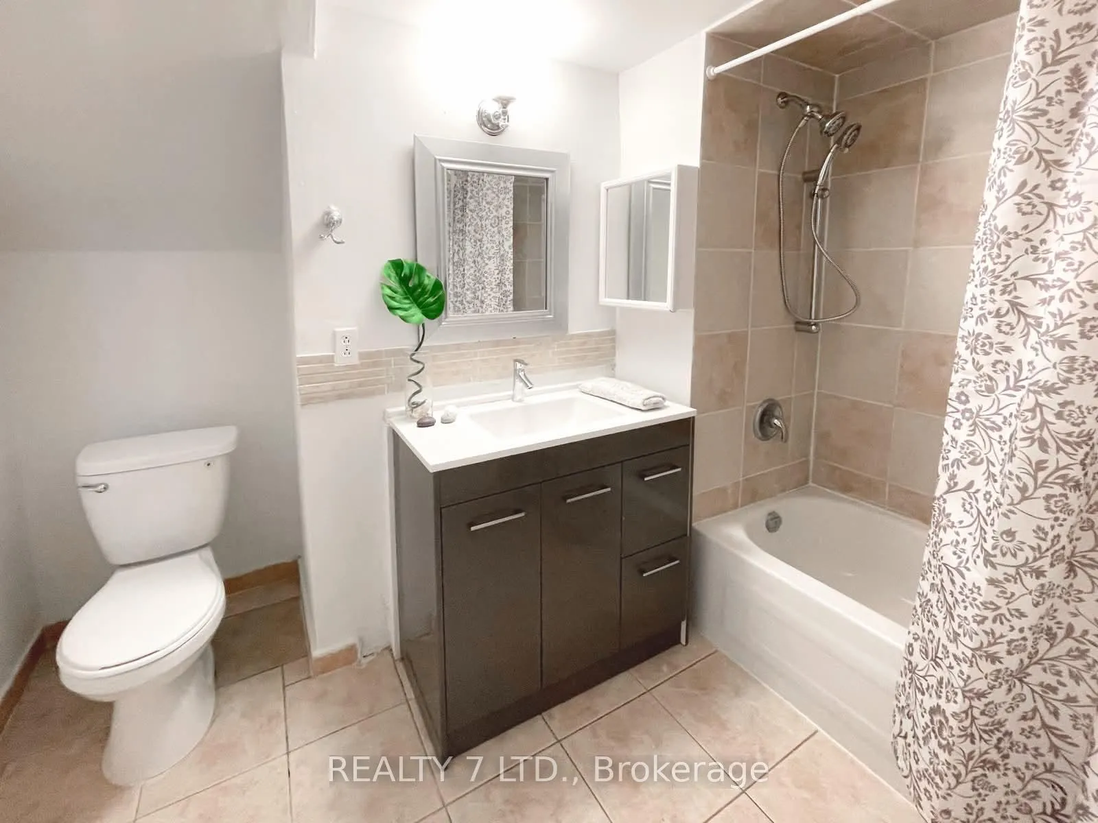 Photo 14 of Unit 3 Bsmt, 551 Hayward Crescent, Milton, Timberlea — HOMEH