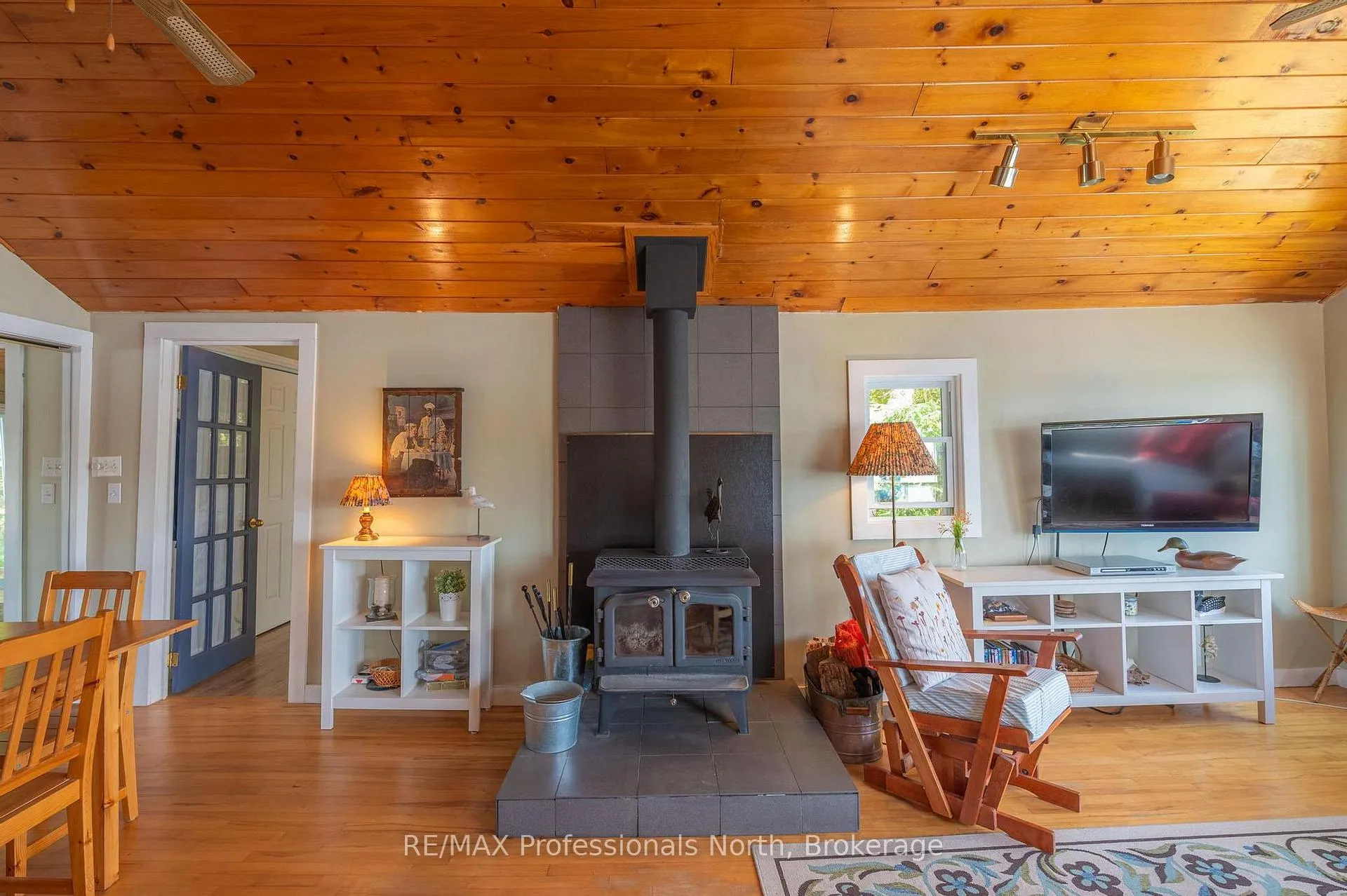 Photo 4 of 1272 Grierson Trail, Minden Hills, Snowdon — HOMEH