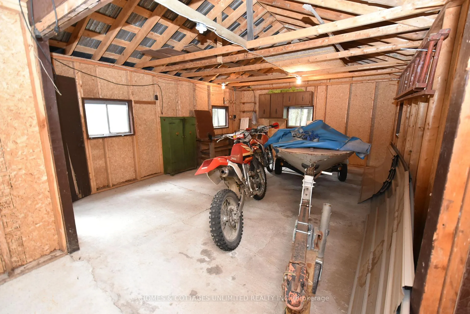 Photo 10 of 1165A Paynes Lane, Frontenac, Frontenac North — HOMEH