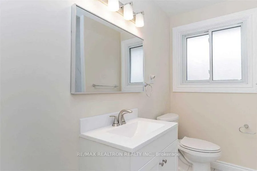 Photo 9 of 98 Wayne Avenue, Oshawa, Centennial — HOMEH